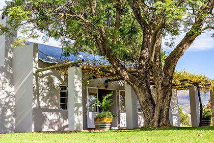 2 Bedroom Freestanding Cottage